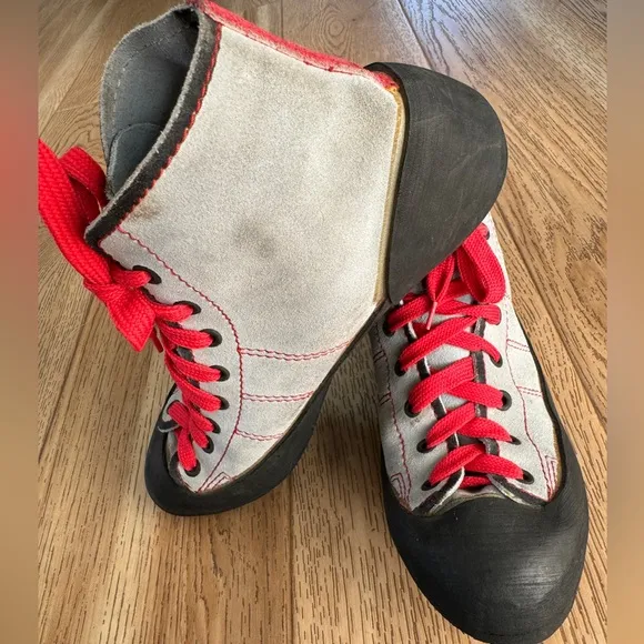 Boreal Fire High Top Rock ClimbingShoes Size 8