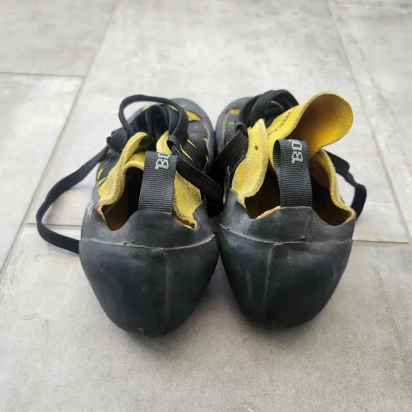 Boreal Stinger Fusion Rock Climbing Shoes Size 7 1/2 US, Yellow Black Lace up
