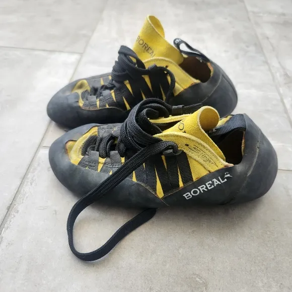 Boreal Stinger Fusion Rock Climbing Shoes Size 7 1/2 US, Yellow Black Lace up