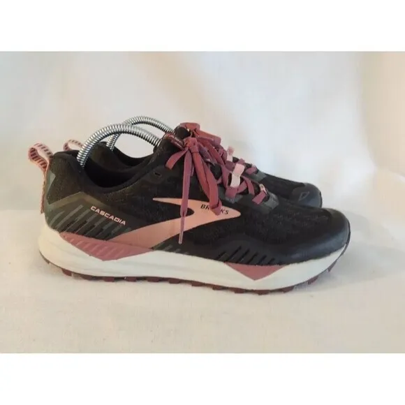 Brooks Cascadia 15 Trail Running Shoes Sneakers Black Coral 1203311D087 Sz. 9.5W