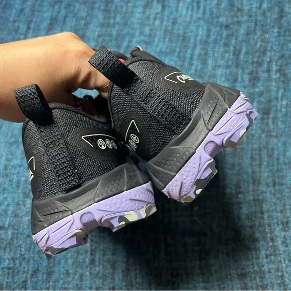 Brooks Cascadia 18 Trail Running Shoes in Ebony Sweet Lavender Copper