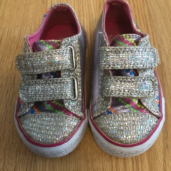 Bundle of girls shoes size 5/5.5