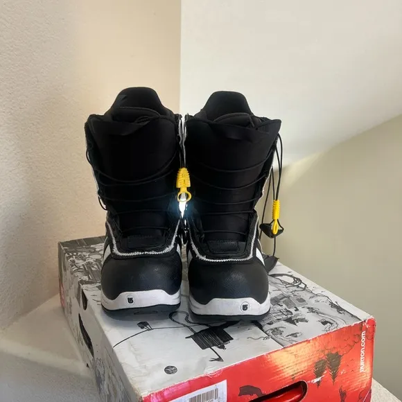 Burton Imprint 1 Snowboard Boots Ruler‎ Smalls Size 6 Winter Sport Ski outdoor