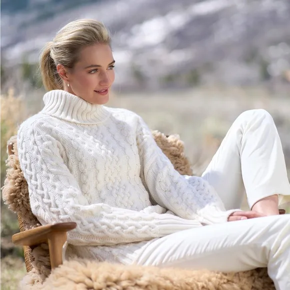 Cable Knit Turtleneck Sweater Soft Neutral Oversized Slouchy Ivory Size Medium