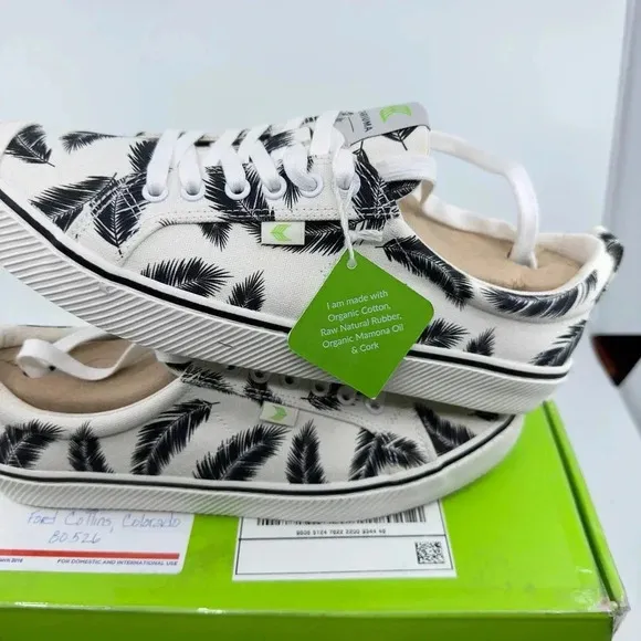 Cariuma Oca Low Top Palm Trees Sneaker Casual Shoes Off White Black Size 9.5/11