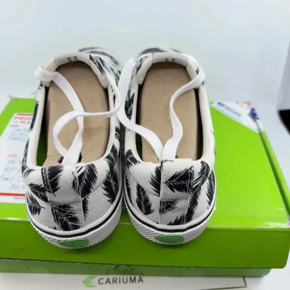 Cariuma Oca Low Top Palm Trees Sneaker Casual Shoes Off White Black Size 9.5/11