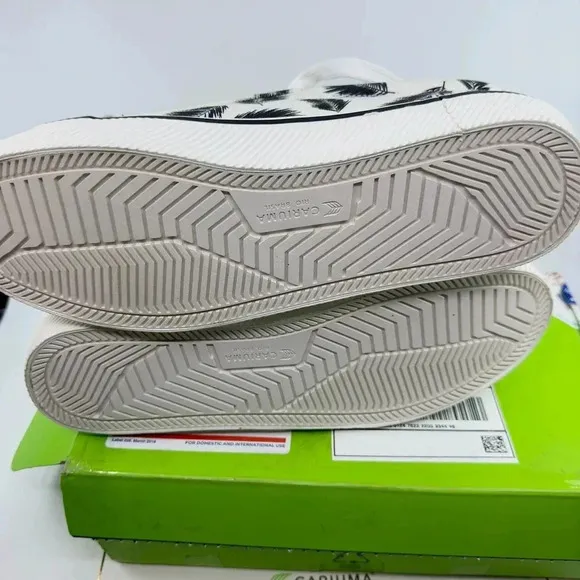 Cariuma Oca Low Top Palm Trees Sneaker Casual Shoes Off White Black Size 9.5/11
