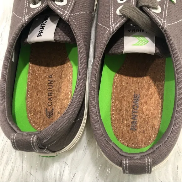 CARIUMA SNEAKERS MIGTH BE MY FAVORITE SHOES OF ALL TIME.SIZE