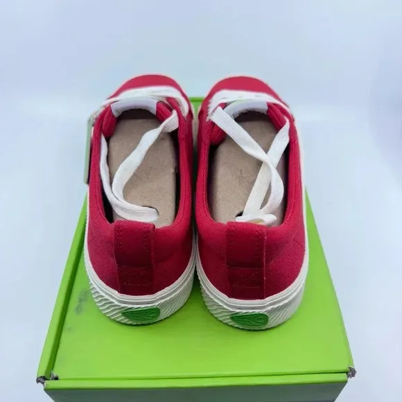 Cariuma Unisex Oca Low Canvas Sneaker Shoes Lace-Up Round Toe Red Size 6/7.5