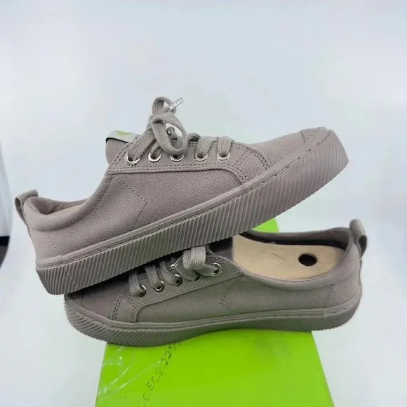 Cariuma Unisex Oca Low Sneaker Shoes Lace-Up All Mystic Grey Canvas Size 6/7.5