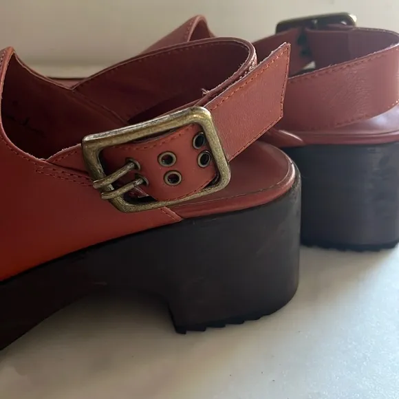 Charlotte Stone Carlos Slingback Clog in Sienna—size 6
