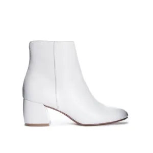 Chinese Laundry Davinna Bootie, Size 7 Womens Ankle Boots White Shoes