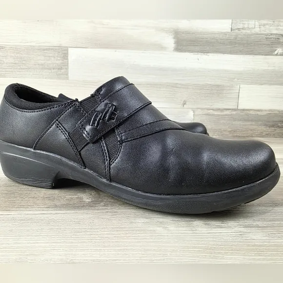 Clarks Angie Pearl Slip-On Leather Shoes Womens Size 11