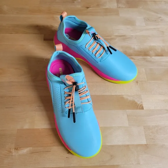 Clove  Supernova Women's 9 Shoes