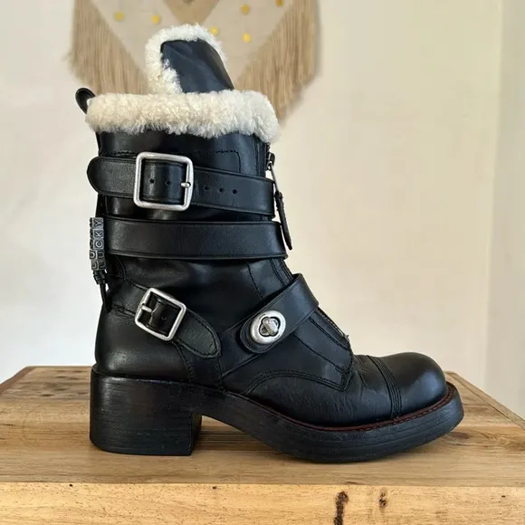 Coach Black Leather White Shearling Silver Hardware Zip Moto Biker Boot Size 7