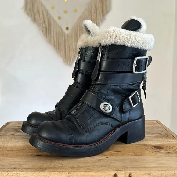 Coach Black Leather White Shearling Silver Hardware Zip Moto Biker Boot Size 7