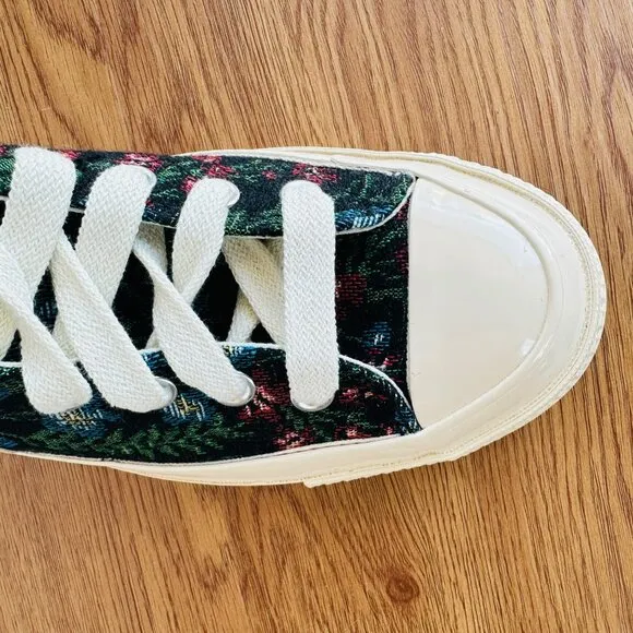 ⭐Converse Chuck 70 Floral Tapestry Hi Size 8.5 Womens Shoes Black Floral A11990C