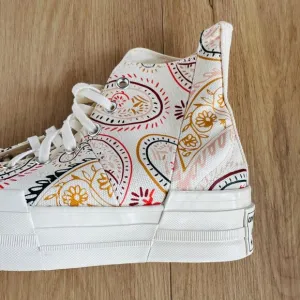 ⭐Converse Chuck 70 Plus Hi Sz 6 Mens Shoes Beige Floral Paisley Sneakers A08172C