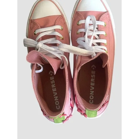 Converse Chuck Taylor All Star 3D Blooms Hummingbirds High Top Sneakers Kids 5.5