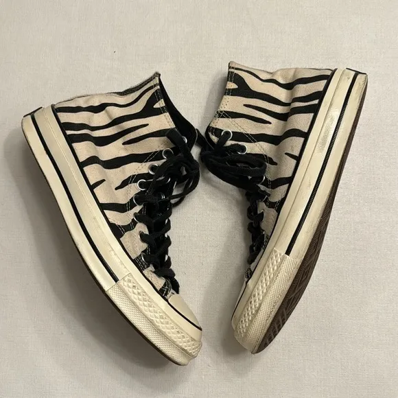 Converse Chuck Taylor High Top Shoes