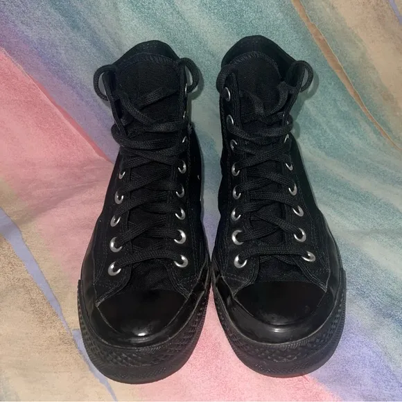 Converse high top rainbow sneakers women’s size 9 shoes black