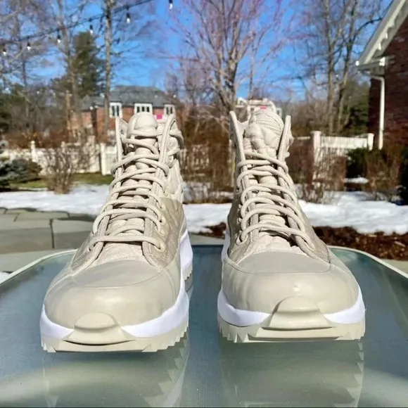 Converse Quilted Run Star Hike High Top Platform Sneaker in Khaki White 170440C