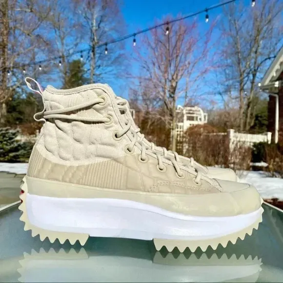 Converse Quilted Run Star Hike High Top Platform Sneaker in Khaki White 170440C