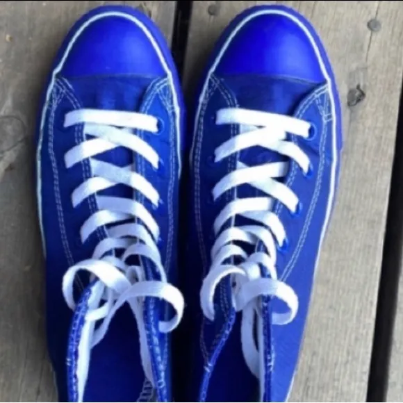 CONVERSE Shoes Chuck Taylor All Star High Top Sneakers Blue White Women 7  Men 5
