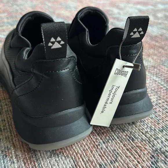 Cougar Rain Runner Sneaker Rave