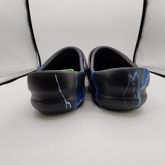 Crocs Adult Bistro Graphic Clogs Slip Resistant Work Shoes Mens 10 Womens 12 NEW