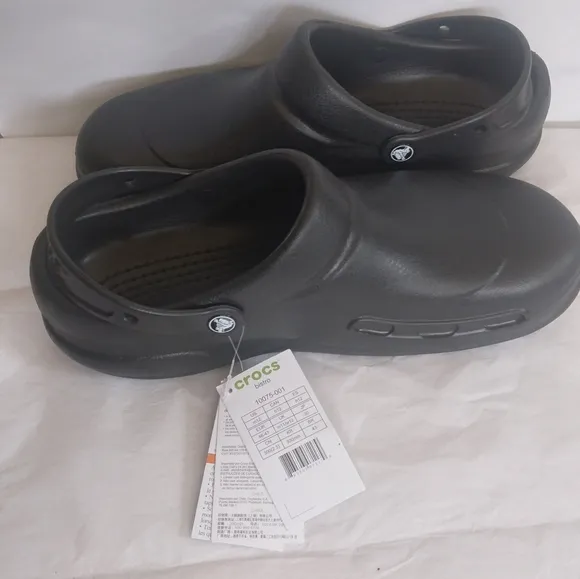Crocs mens work slip resistant size 12 New display