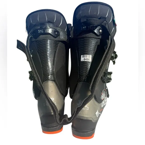 Dalbello Avanti 100 men’s size 10 ski boots.
