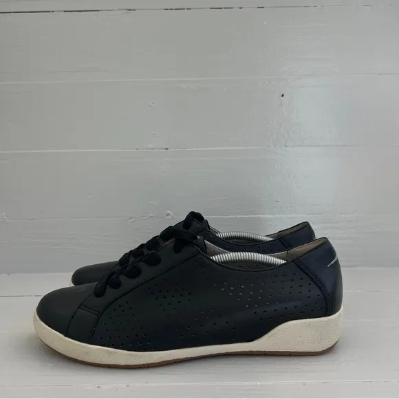 Dansko Black Sneakers Women's 7.5 (EU 38) Orli Perforated Nappa Low Top Shoes