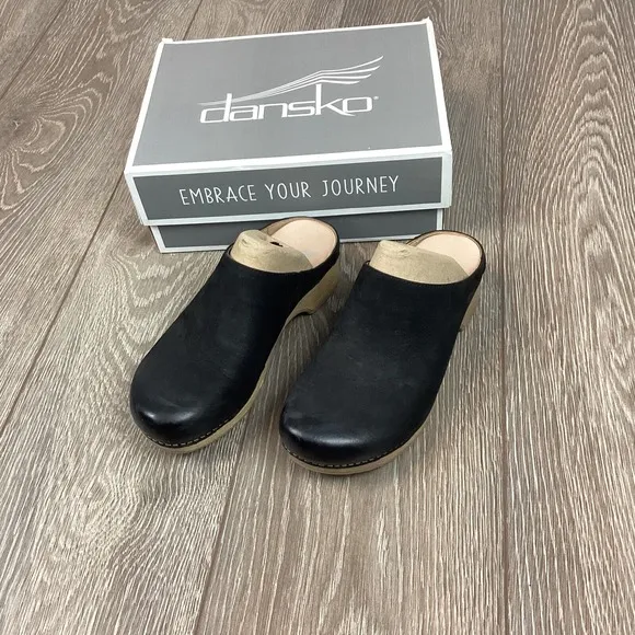 DANSKO Burnished Suede Black Wood grain NEW Clog Shoes Women's 37 6.5/7