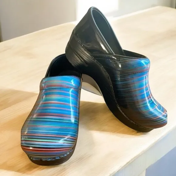 DANSKO PATENT LEATHER STRIPE CLOGS SIZE 36