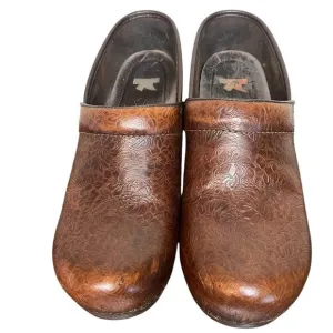 DANSKO Pro XP Brown Leather Comfort Slip Resistant Clog Women’s Size 10