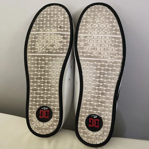 DC Skate Shoes Fat Tongue Rob Dyrdek‎  Model 301120 Men’s Size 13 Money Insoles