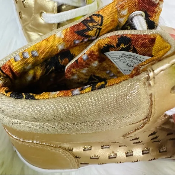 Disney D-Signed Crownin Around Gold Metallic Crown High Top Shoes, 3