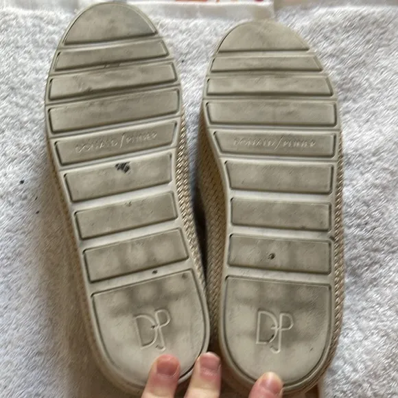 Donald Pliner paryn slip on shoes size 7