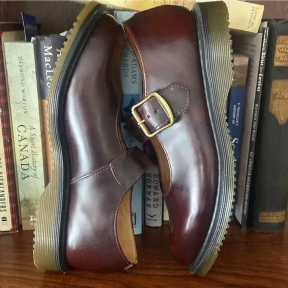 Dr. Marten Corin Mary Jane Shoes Burgundy Rub Off Leather Women’s Size 5