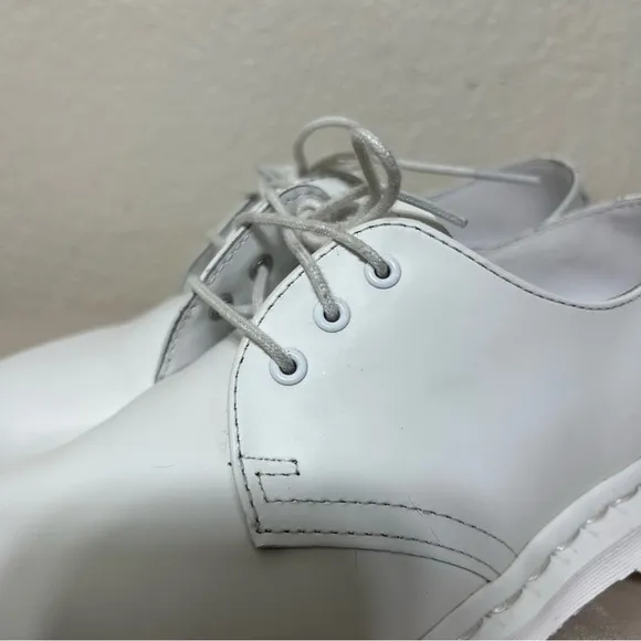 Dr. Martens 1461 MONO SMOOTH LEATHER OXFORD SHOES White