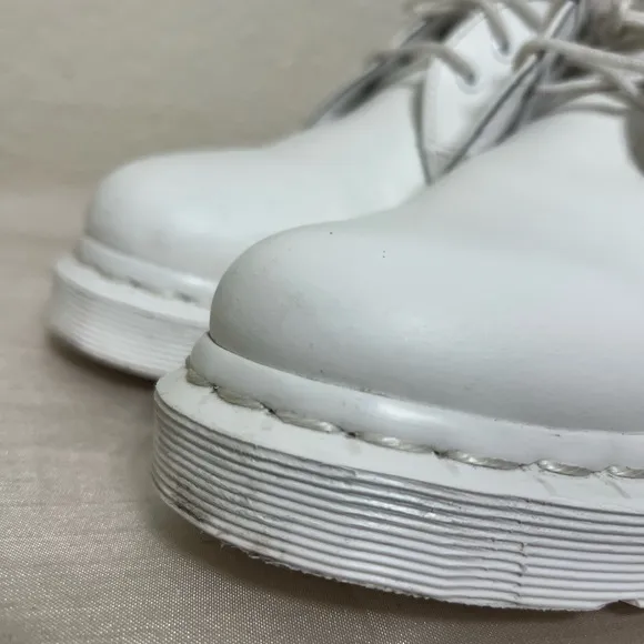 Dr. Martens 1461 MONO SMOOTH LEATHER OXFORD SHOES White