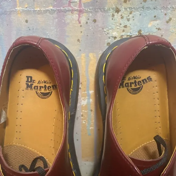 Dr. Martens Smooth Leather Oxford Slip Resistant Men's Cherry Red Unisex M9/W10