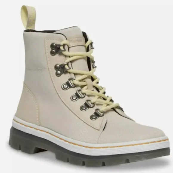 Dr. Martens Women's Combs W 6 Eyelet Combat Boots Parchment Beige 40/60 Size 7