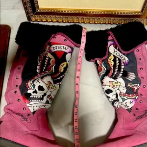 ED Hardy apres ski boots 💕🖤🐝