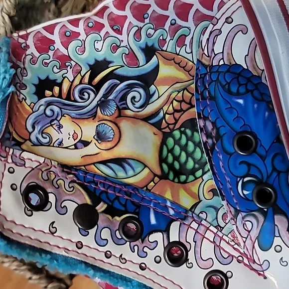 Ed hardy mermaid hi top shoes sz 6 nice condition