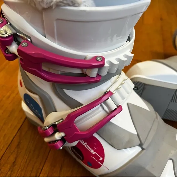 Elan Bloom U-Flex Youth Girls Ski Boots