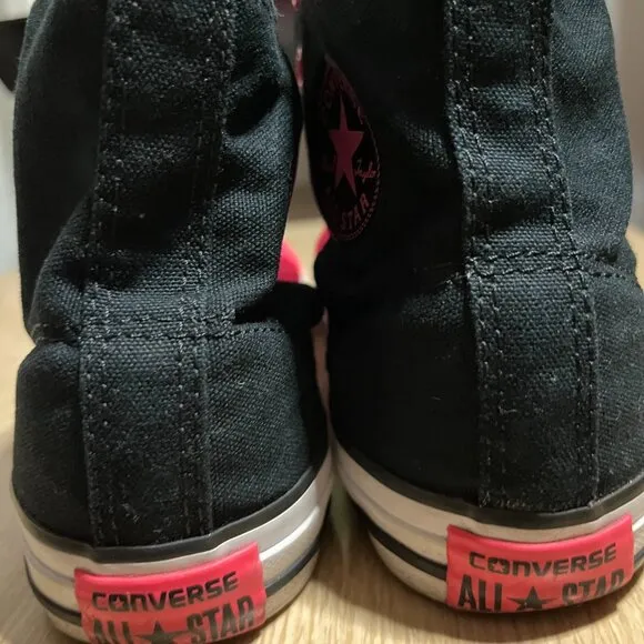 EUC CTAS Converse High Top Shoes Pink Black 631820F (Junior 5)