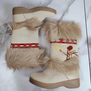 EUC Tecnica Goat Fur Cream Tan Embellished Apres Ski Winter Boots, Sz 7
