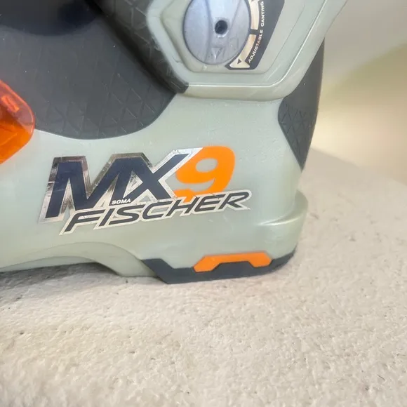 FISCHER Soma MX9 Ski Boots, Size 27.5, Soma Tec